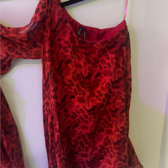 Red Animal Print One-Shoulder Top - Picture 10 of 10